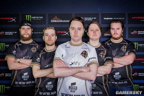 英雄联盟S12淘汰赛，JDG零封RGE成功晋级四强！